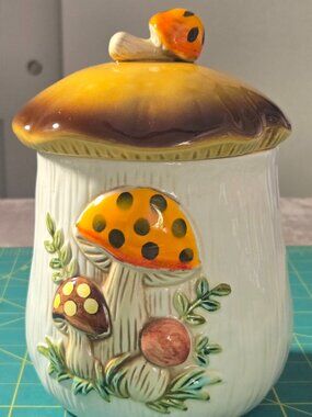 Vintage Sears Merry Mushroom Canister Jar with Lid 6 3/4" Made in Japan W/Chips